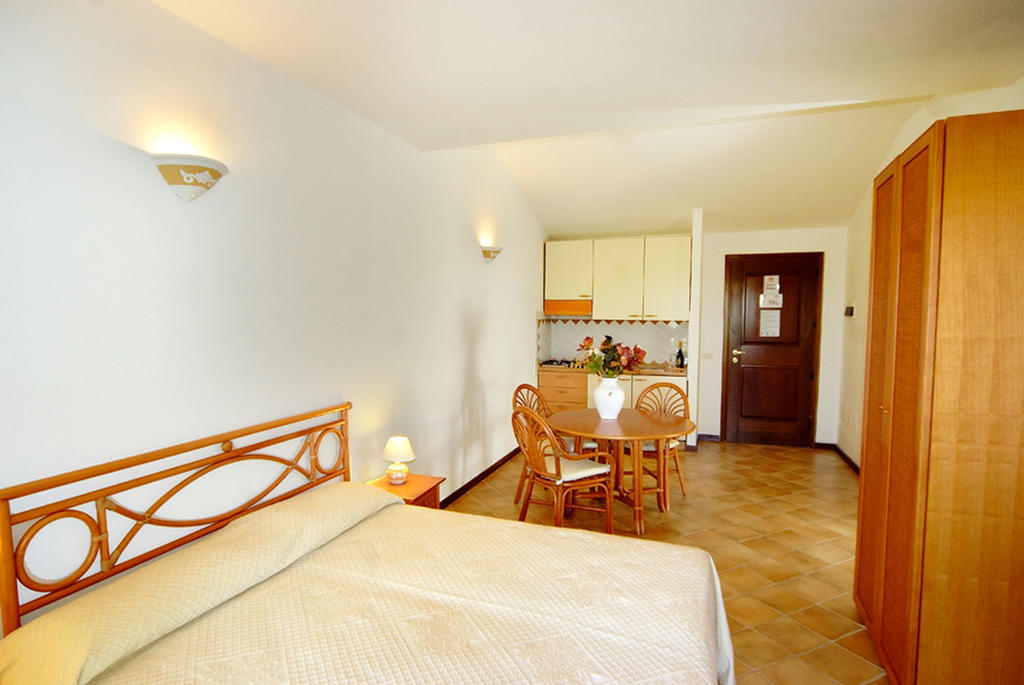 Vista Village Loiri Porto San Paolo Ruang foto